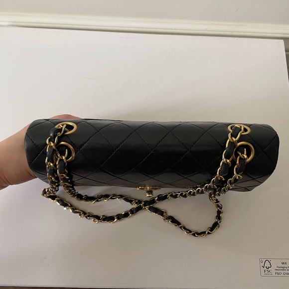 SOLD Chanel Vintage Small Classic Flap Lambskin - Picture 7 of 17